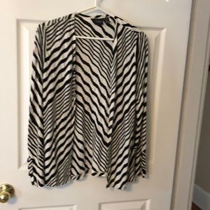 Chico’s Travelers outer top